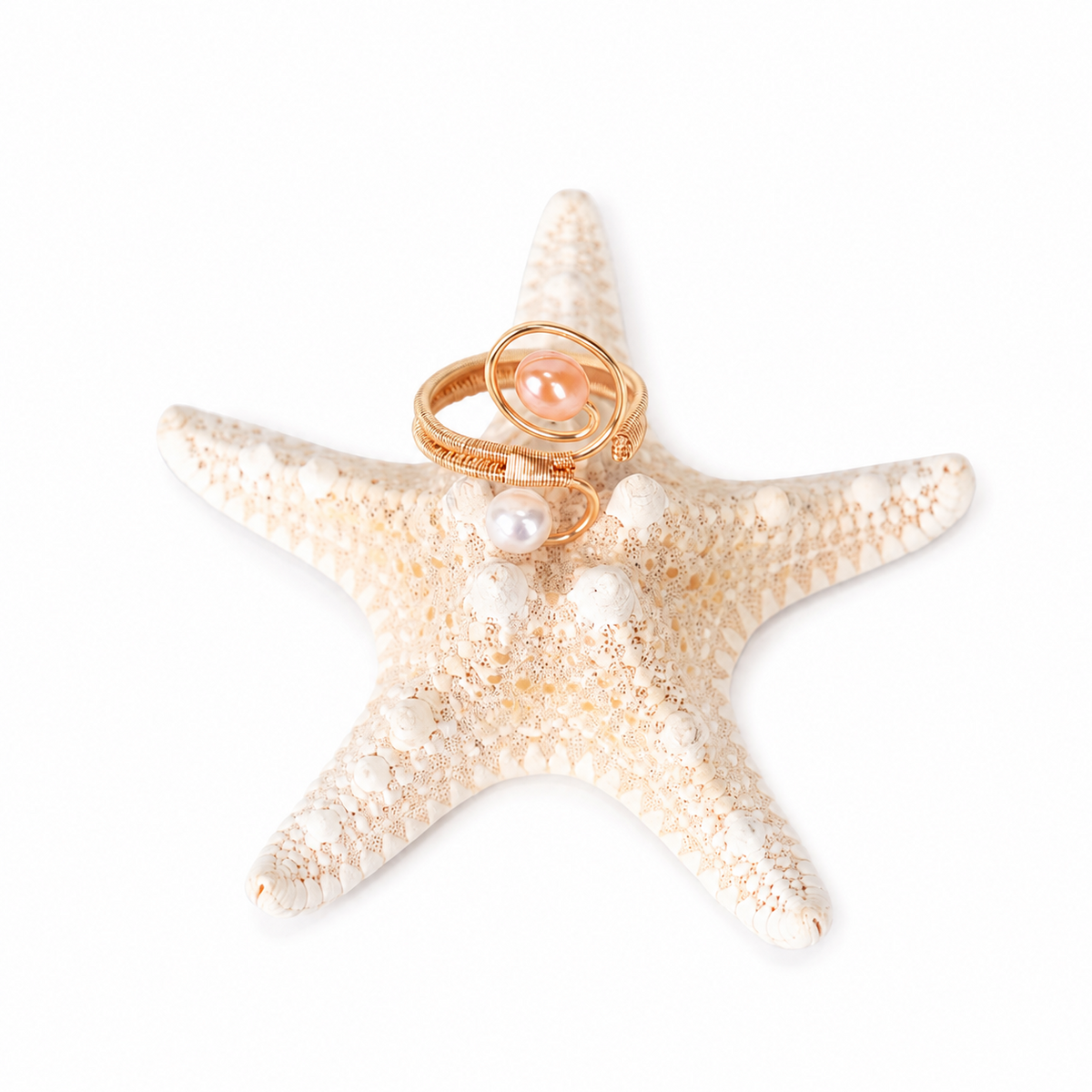 Solène adjustable pearl wirework ring with peach and white pearl accents